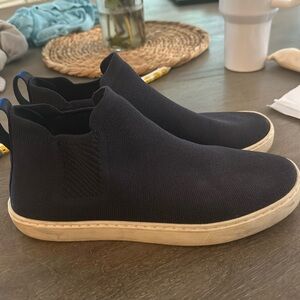 Rothy’s navy blue slip on sneakers size 10, discontinued